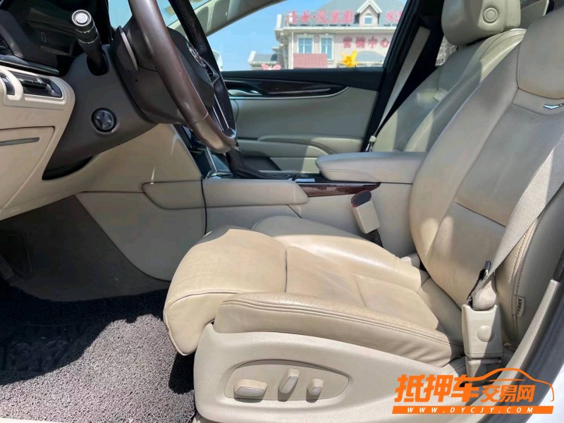 青岛13年凯迪拉克XTS6