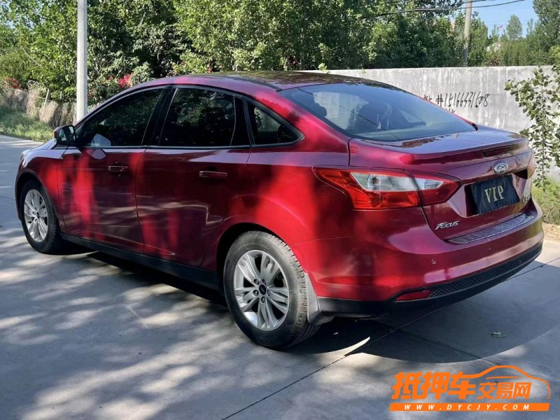 青岛14年福特福克斯7