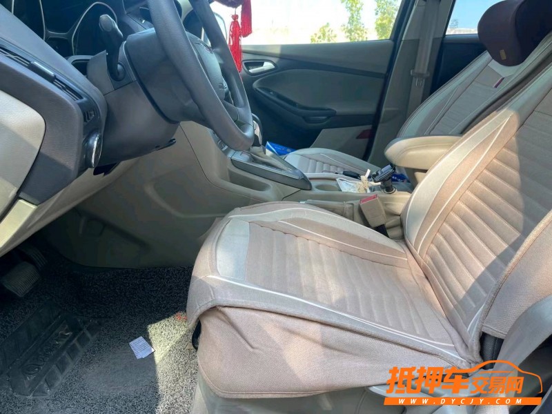 青岛14年福特福克斯6