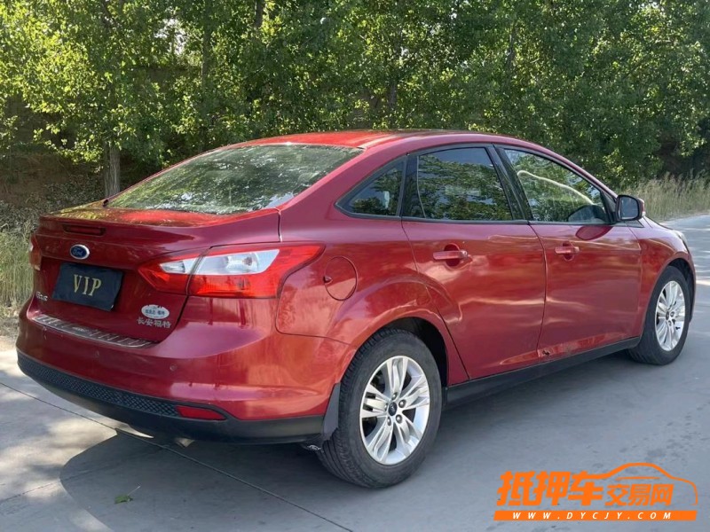 青岛14年福特福克斯8