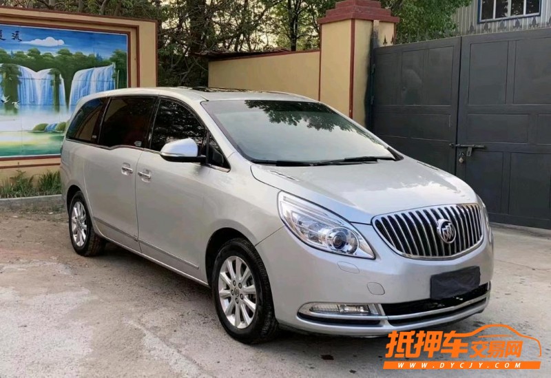 青岛12年别克GL82