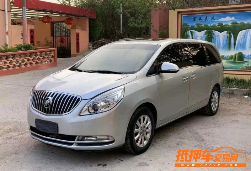 青岛12年别克GL83