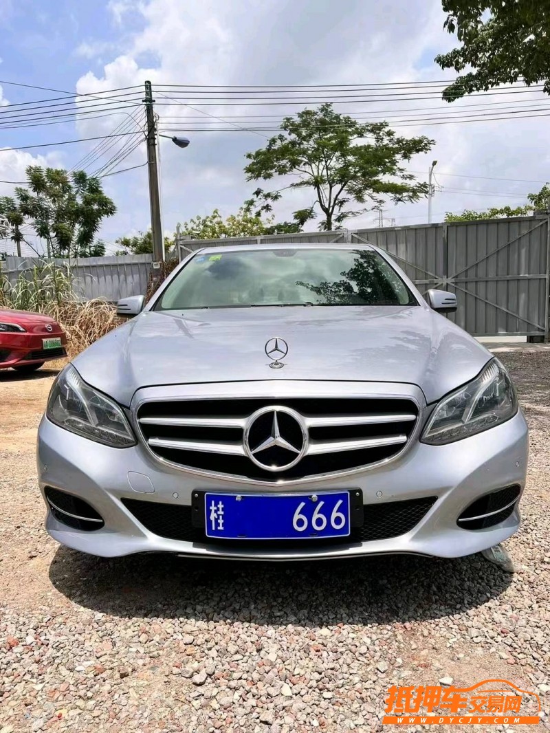 广州13年奔驰E1