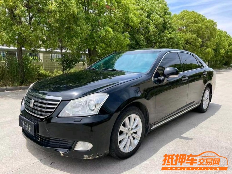 盐城11年丰田皇冠3