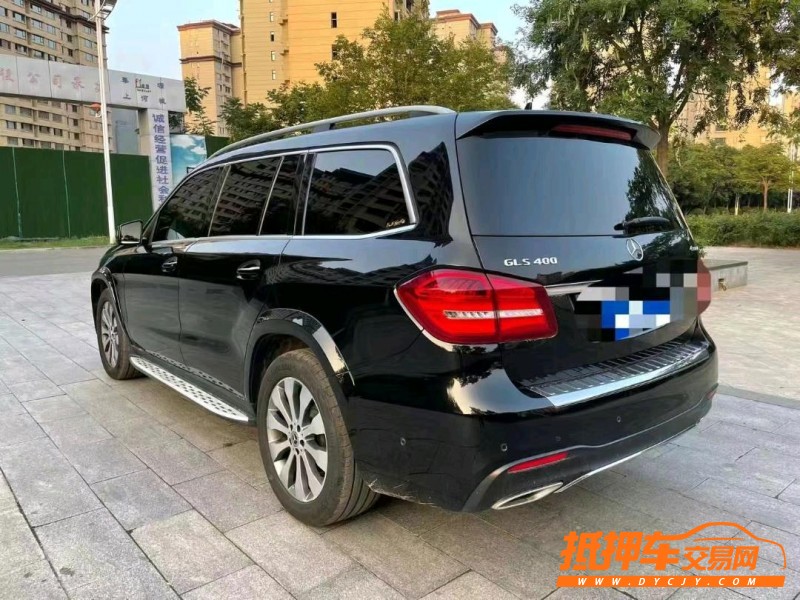 济宁19年奔驰GLS2
