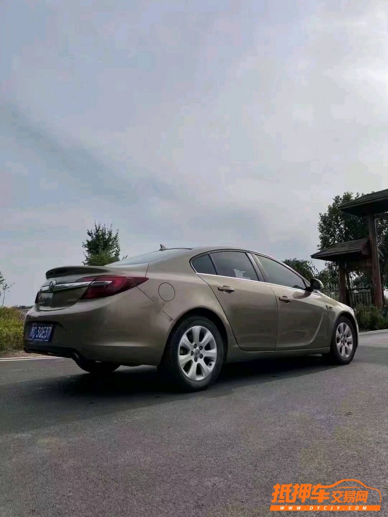 潍坊14年别克君威7