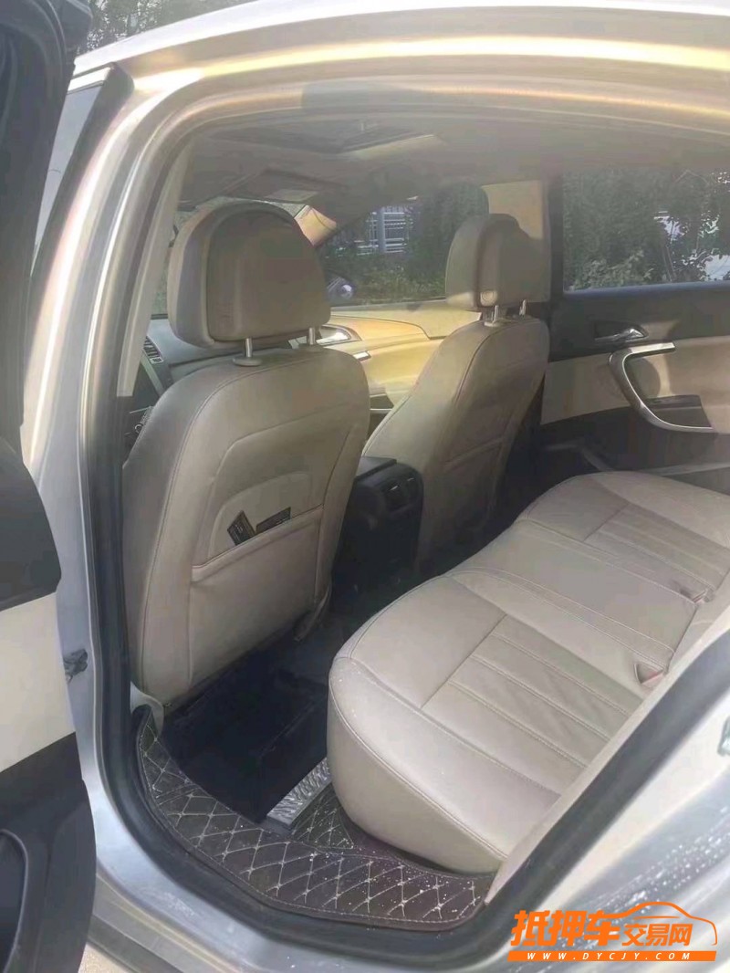 烟台11年别克君威6