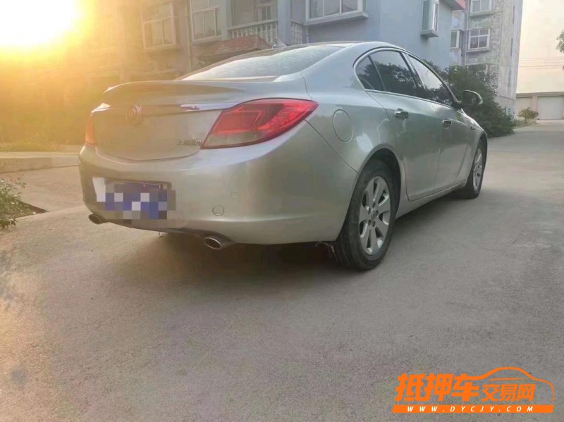 烟台11年别克君威9