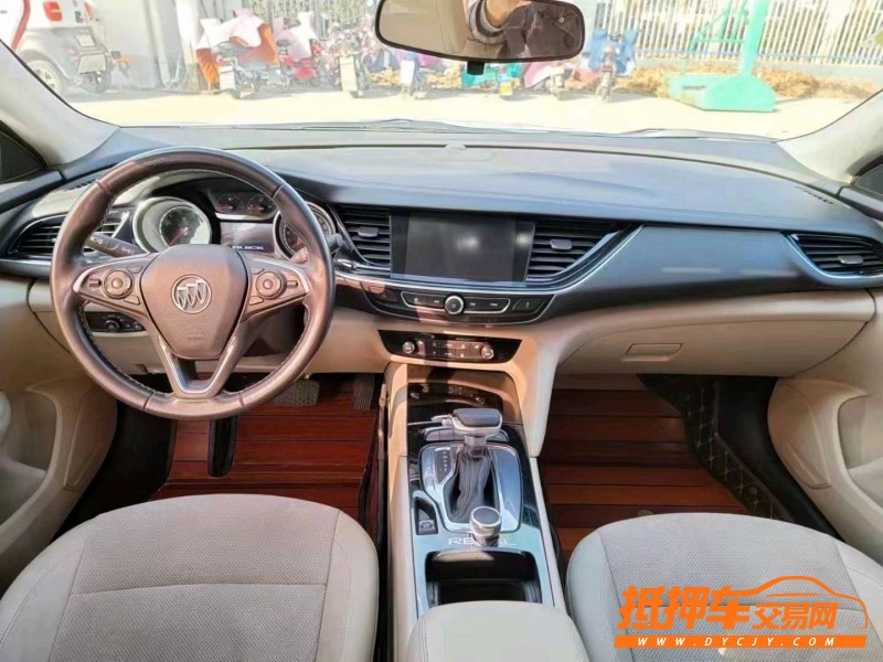 烟台19年别克君威9