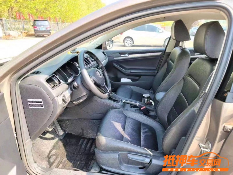 潍坊16年大众速腾7