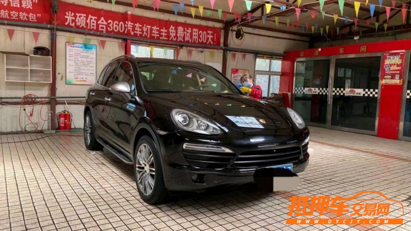 潍坊13年保时捷卡宴2