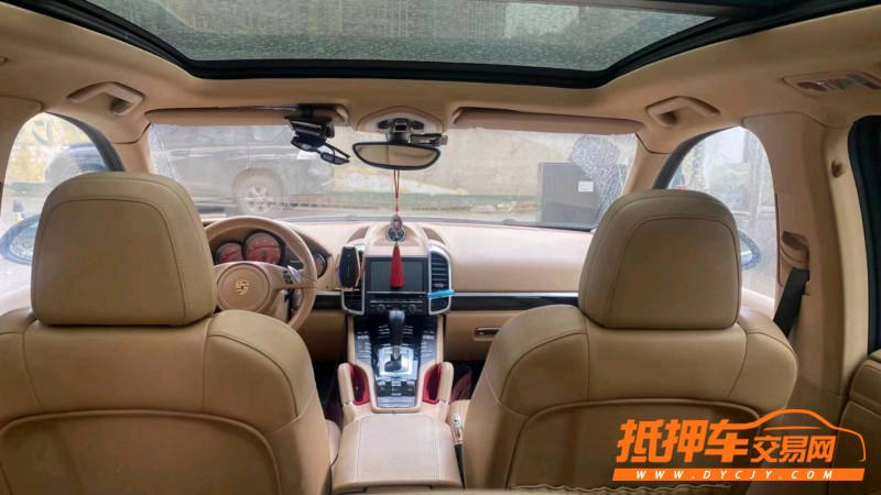 潍坊13年保时捷卡宴5