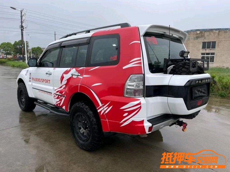 盐城18年三菱帕杰罗9