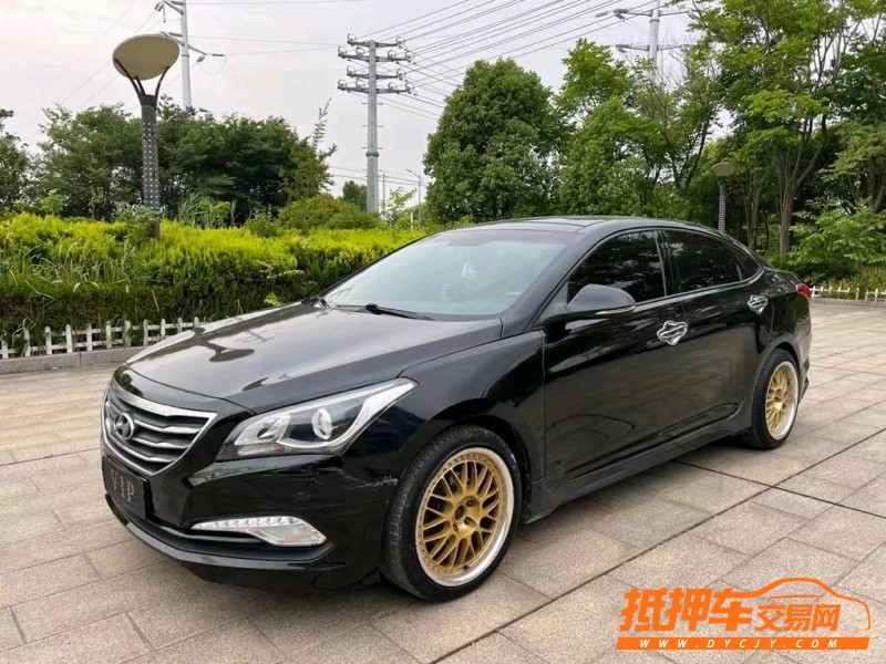 盐城16年现代名图5