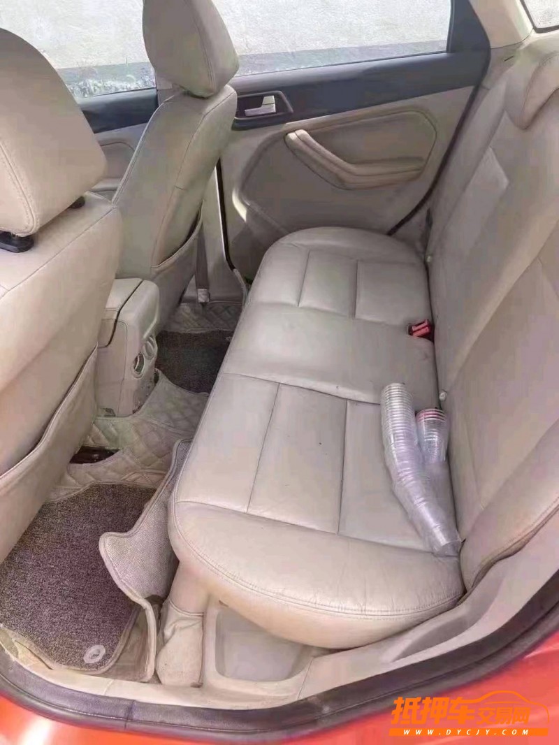 潍坊10年福特福克斯5