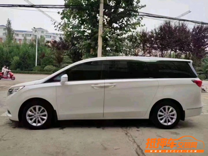 潍坊17年别克GL86