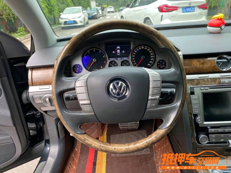 沈阳10年大众辉腾8