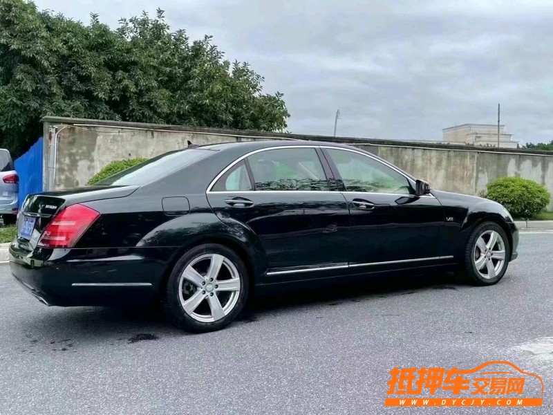 广州11年奔驰S5