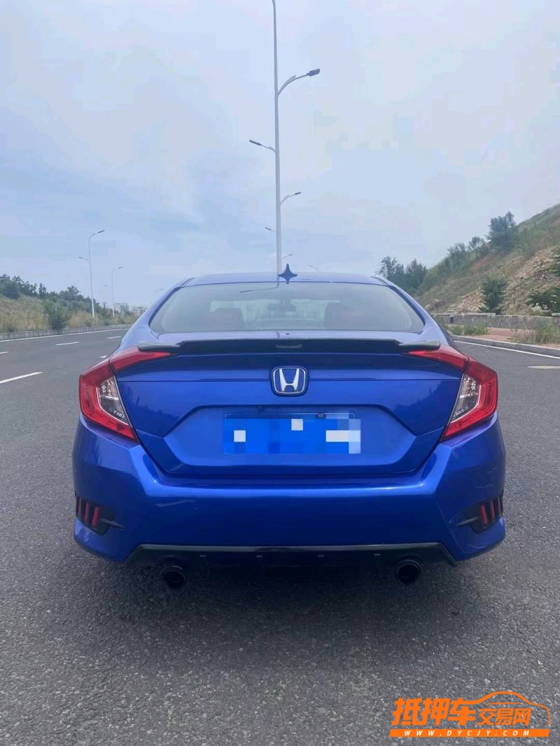 烟台17年本田思域1
