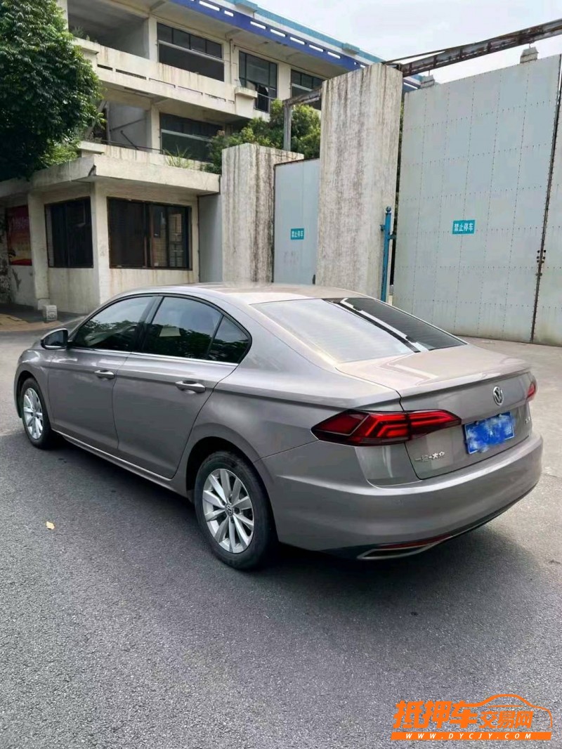 漳州19年大眾寶來6