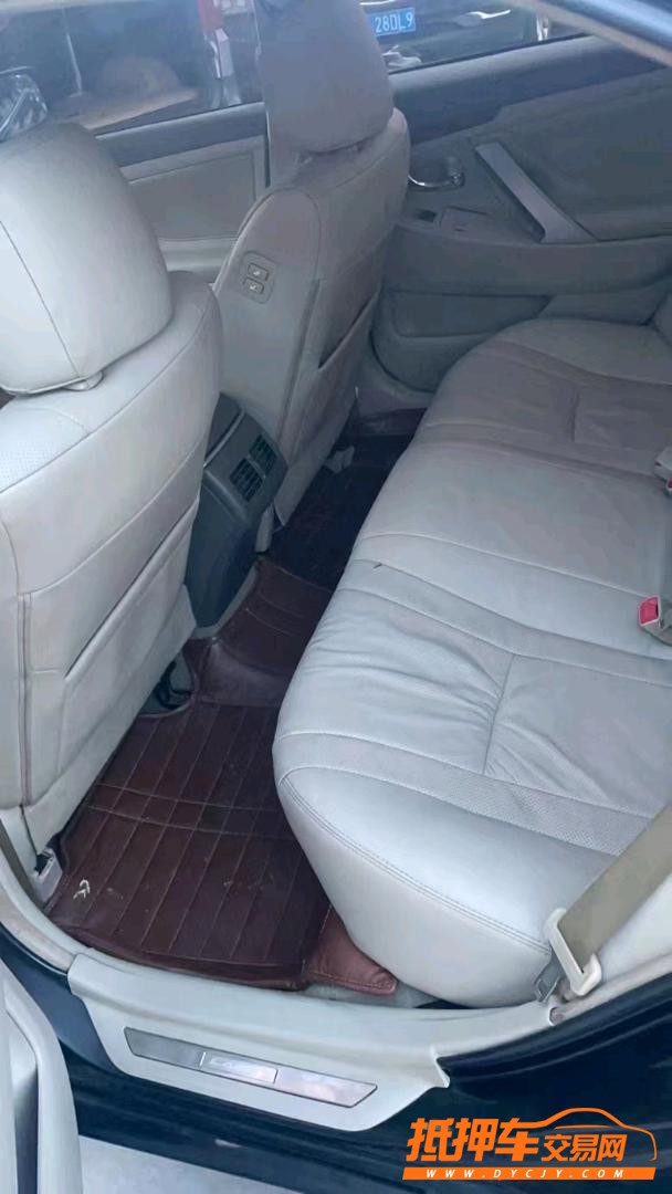 潍坊13年丰田凯美瑞3