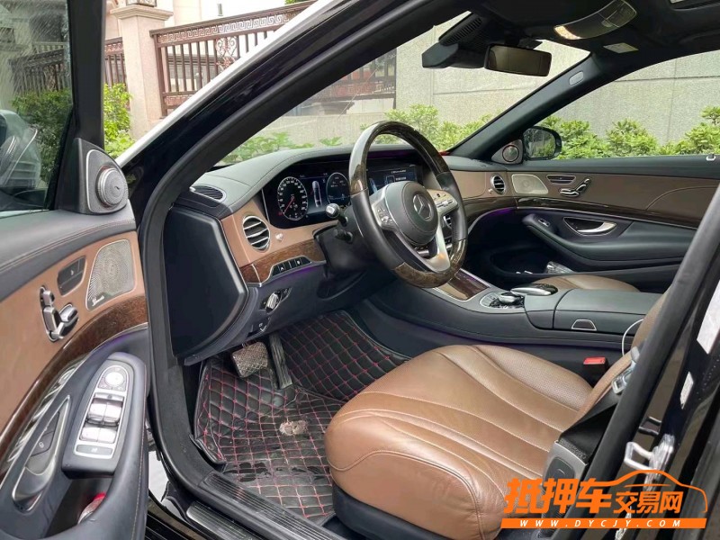 广州18年奔驰S4