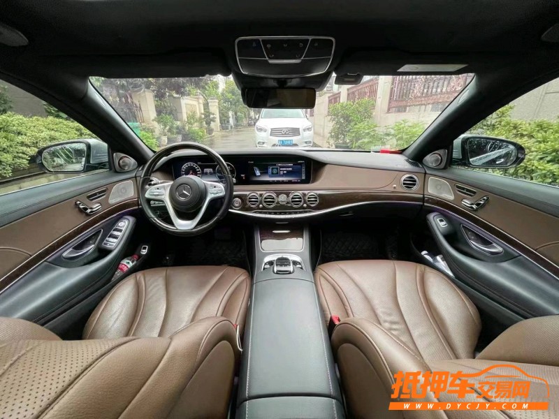 广州18年奔驰S6