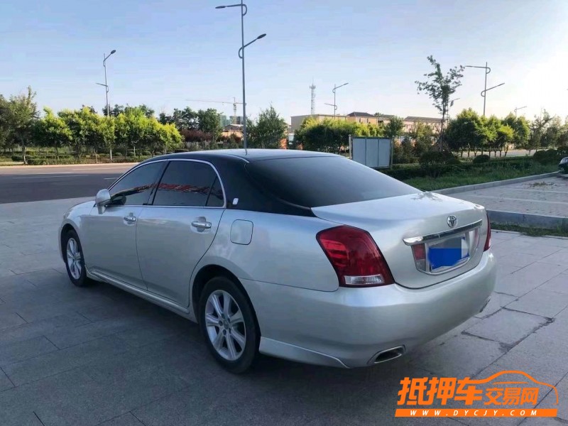 保定10年豐田皇冠6