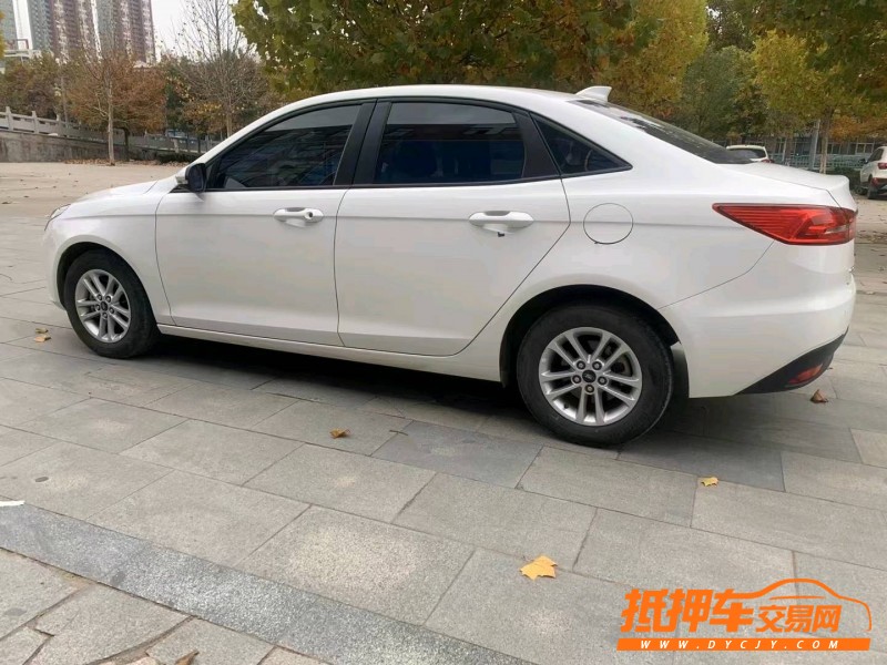 潍坊19年福特福睿斯4