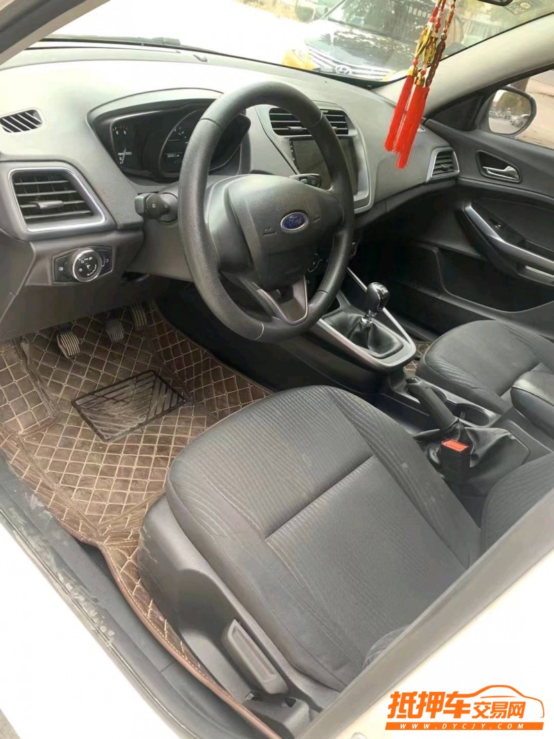 潍坊19年福特福睿斯5