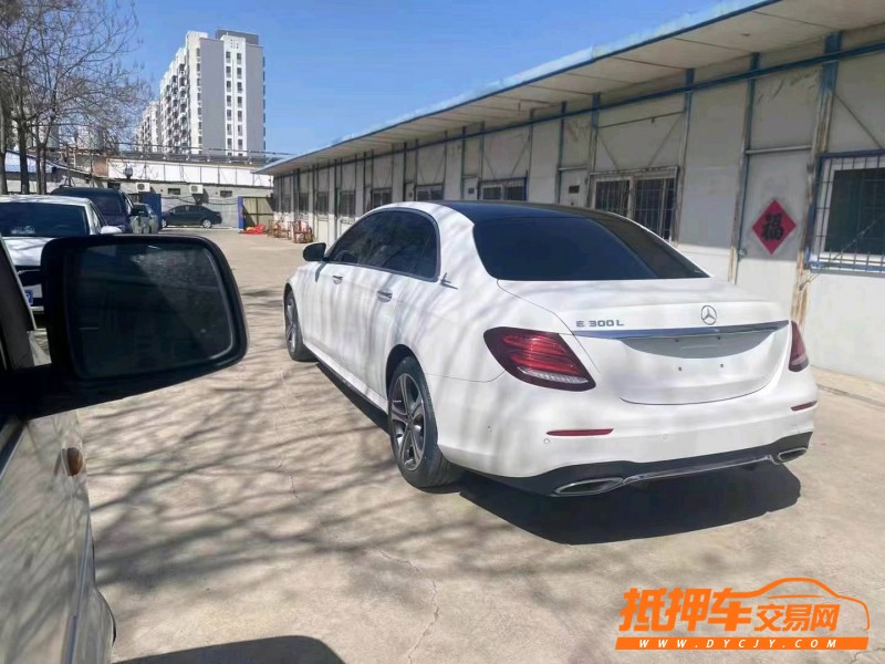 烟台18年奔驰E8