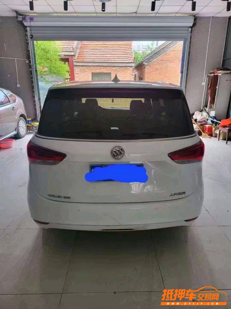 北京21年别克GL68