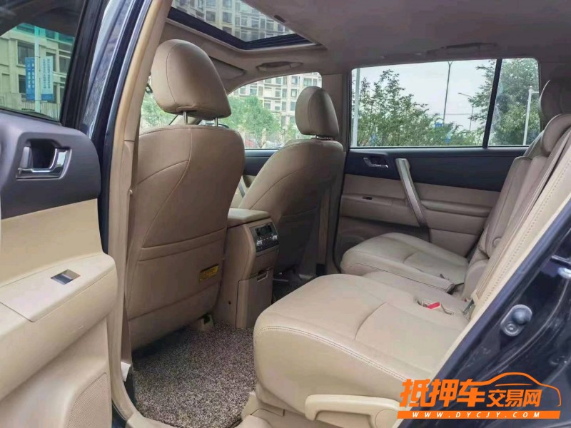 南通12年豐田漢蘭達7