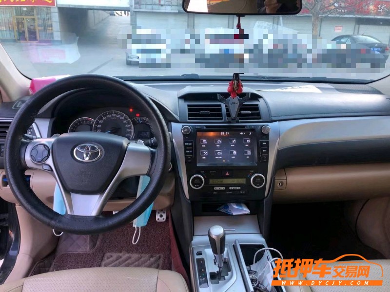 潍坊13年丰田凯美瑞4