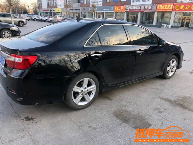 潍坊13年丰田凯美瑞7