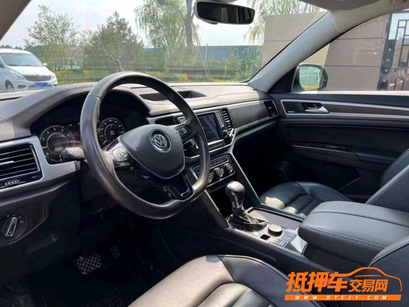 潍坊18年大众途昂8