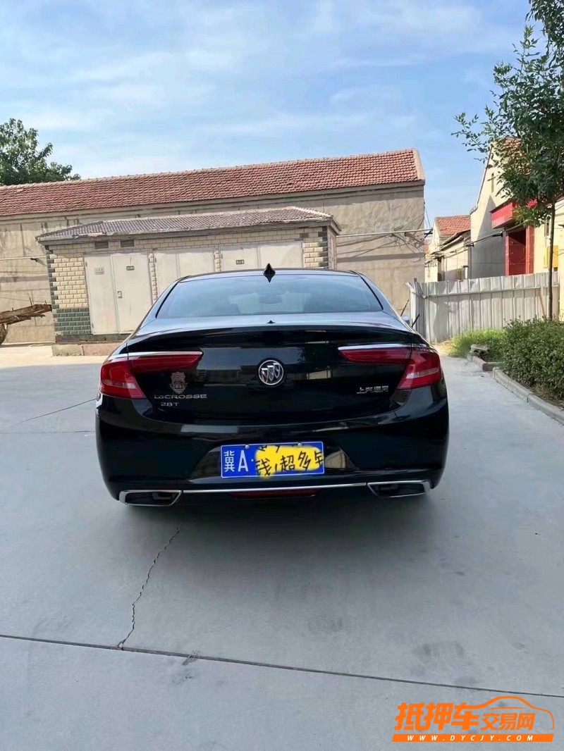 邢台19年别克君越9