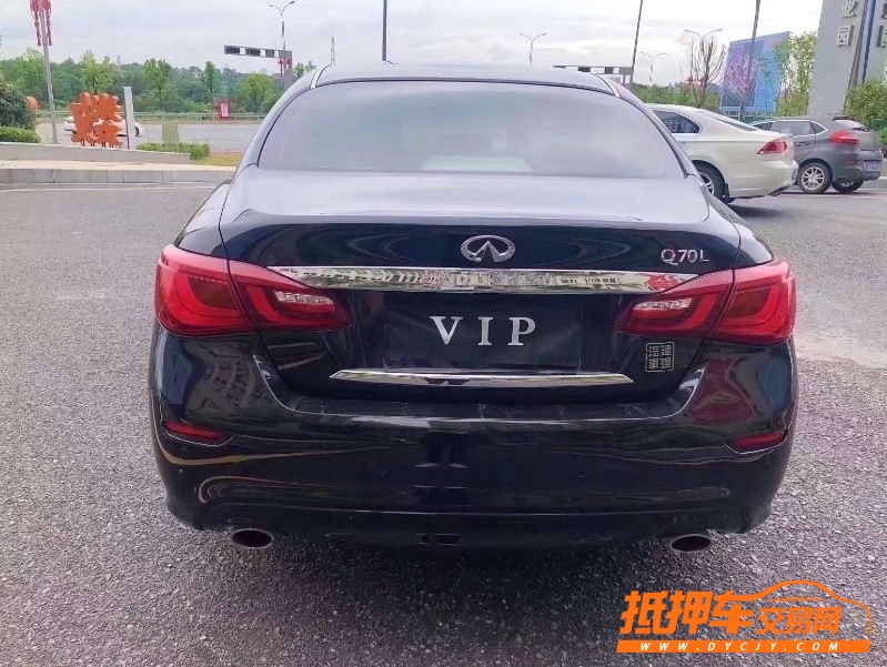 九江18年英菲尼迪Q703