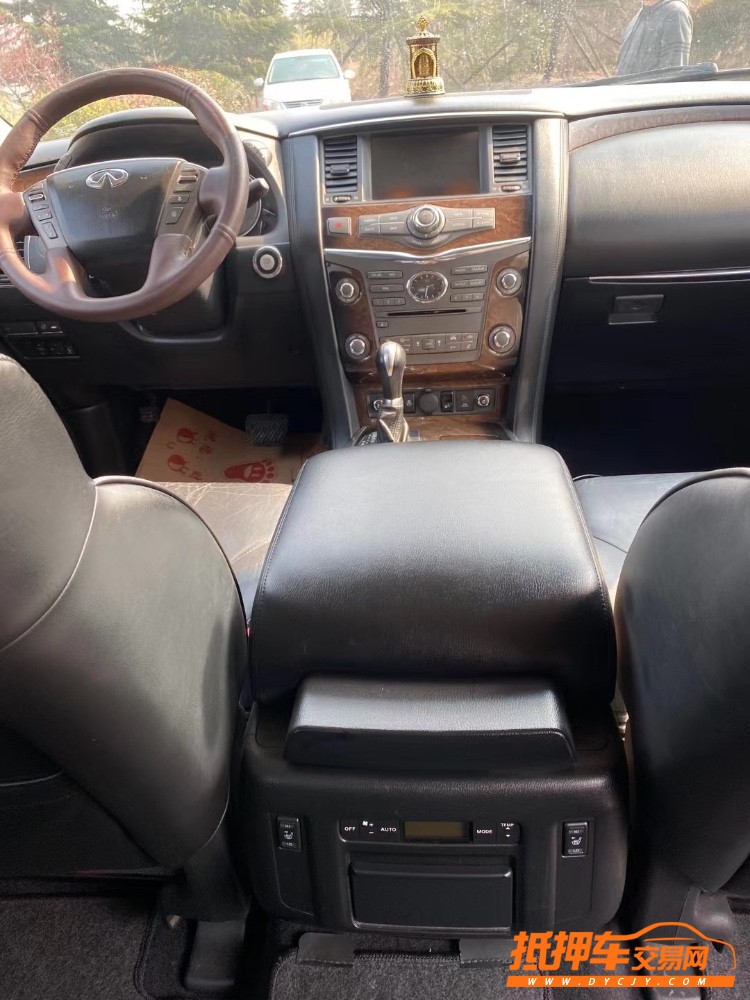 青島11年英菲尼迪QX569