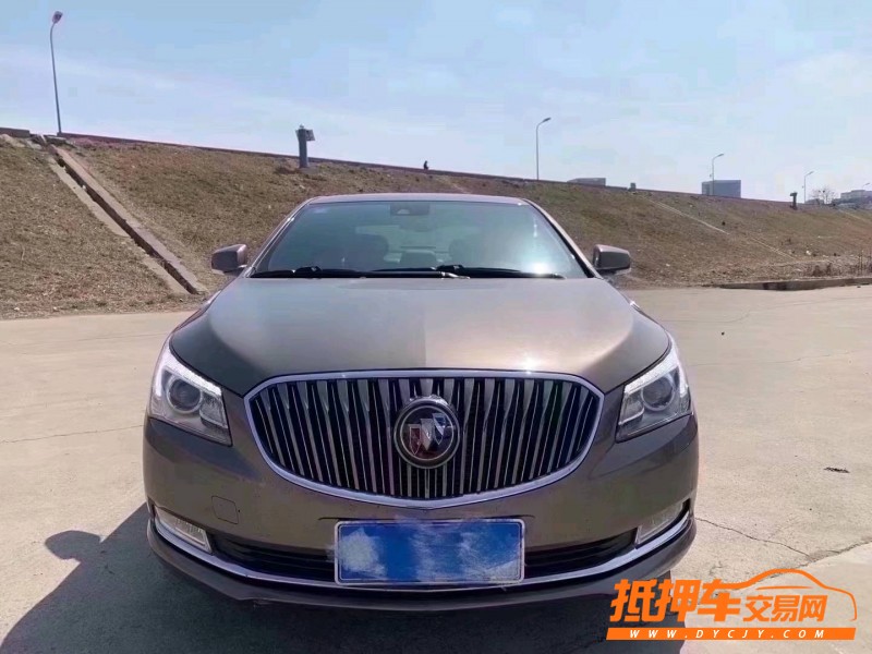 青岛14年别克君越1