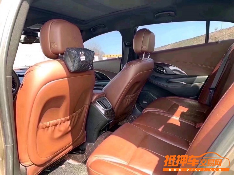 青岛14年别克君越5