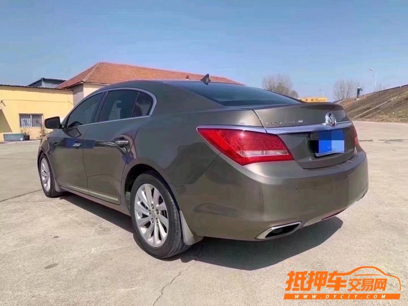 青岛14年别克君越7