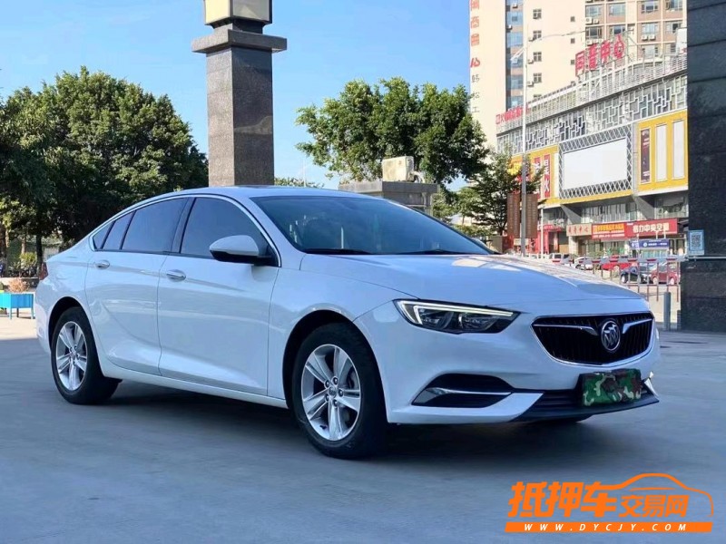 东莞19年别克君威2