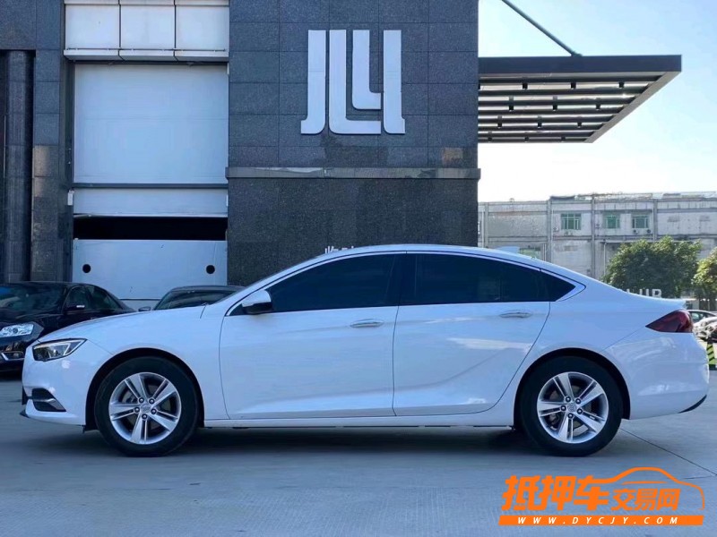 东莞19年别克君威4