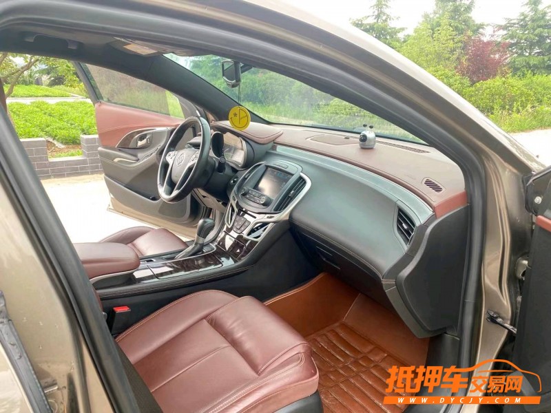 青岛14年别克君越6