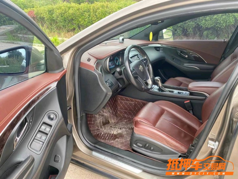 青岛14年别克君越5