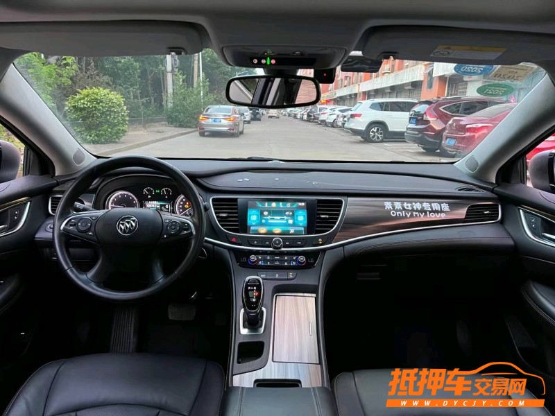 邢台18年别克君越8