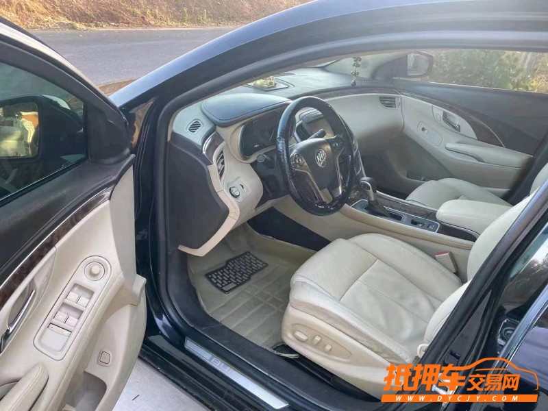 青岛13年别克君越4