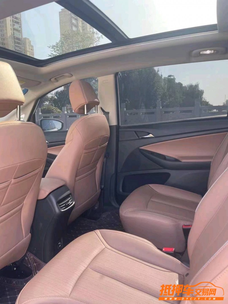 徐州21年别克GL64