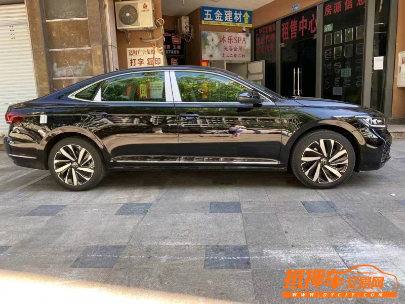重庆22年大众帕萨特8